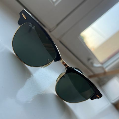 Ray Ban Clubmaster 51/21