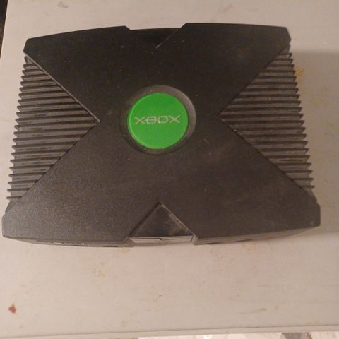 Komplett xbox original med kontrollere.