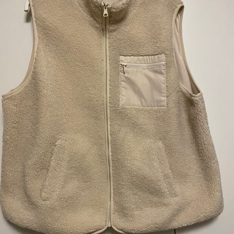 Offwhite vest