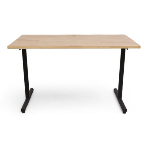 78 stk Nyrenset | Skrivebord i tre med sorte metallben, 120x60