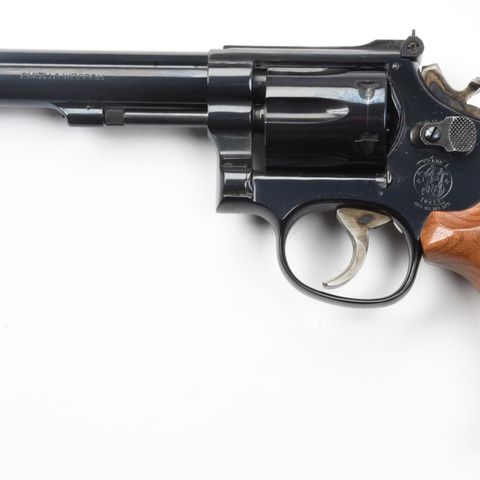 Smith & Wesson revolver modell 17-5 kal .22 LR