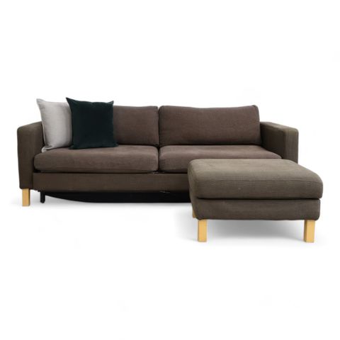 Fri Frakt | Nyrenset | Ikea KARLSTAD sovesofa med puff