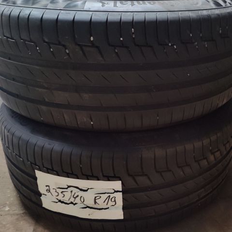 2stk 235/40R19 Continental Premium Contact Sommerdekk