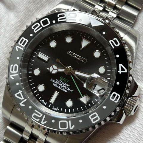 Seiko "Bruce Wayne" GMT Master Mod