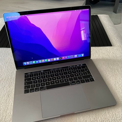 MacBook Pro 15» i7/16GB/256GB 2016 meget pen!