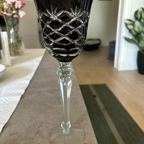 Håndlaget Sia vin glass