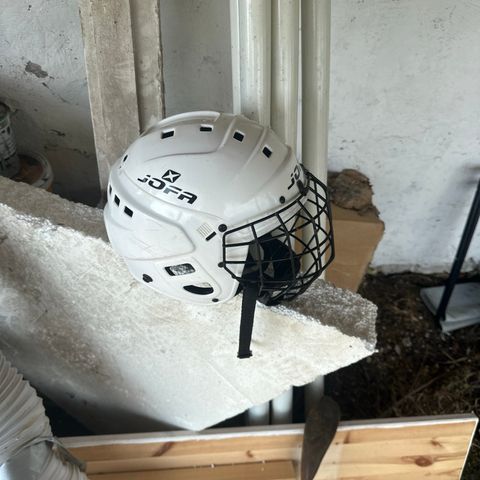 Hockey hjelm