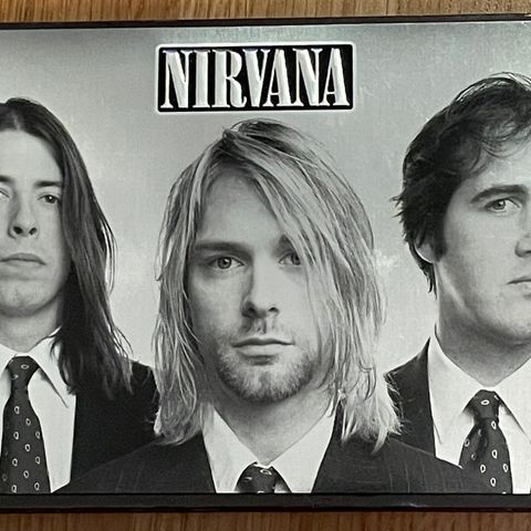 Nirvana box selges (Pearl Jam, Metallica, Alice in Chains, Foo Fighters)