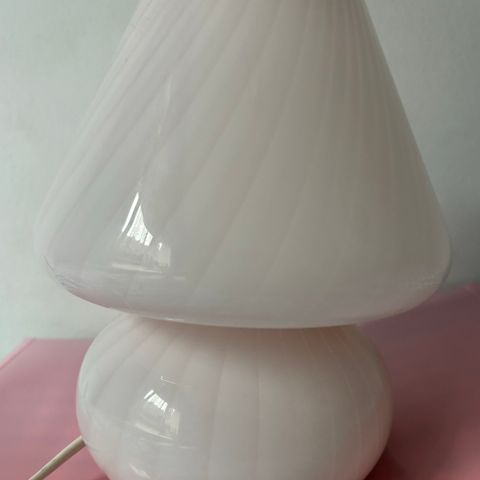 Vintage Murano sopplampe i rosa