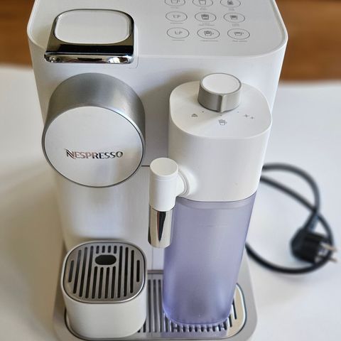 Nespresso Gran Lattissima by Delonghi