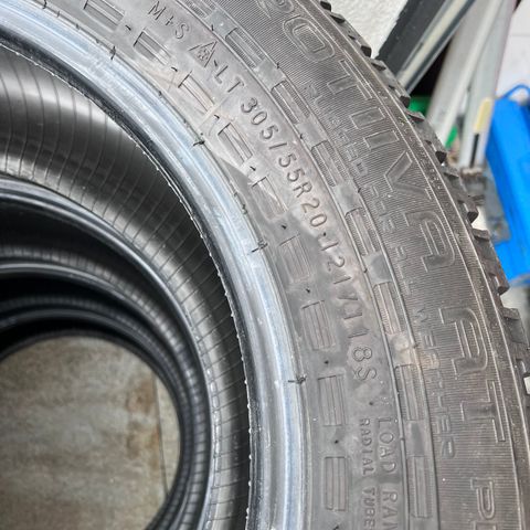 Nokian Rotiva 305/55 r20