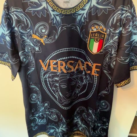 Italia Versace fotballdrakt