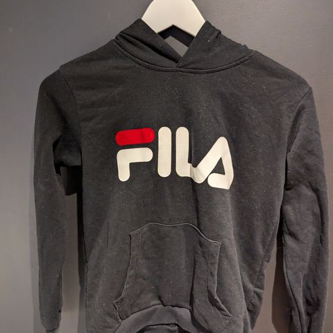 File svart hoodie strl. 146-152