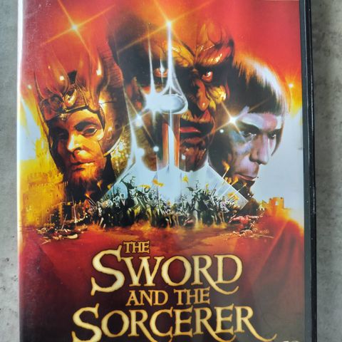 The Sword and The Sorcerer ( DVD) 1982