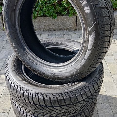 Vinterdekk 205/60R16 Goodyear Ultragrip Ice 2