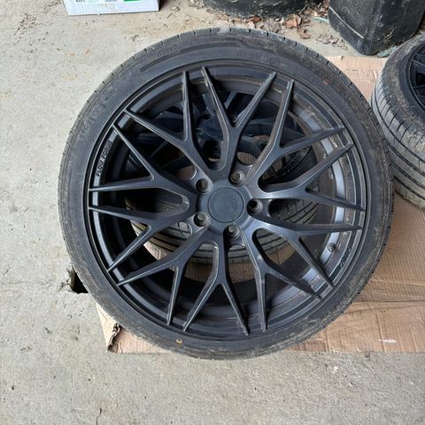 5x112 felger med dekk 225/40r18