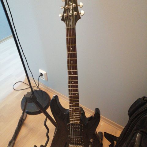 Schecter Diamond series med vox valvetronix ad30vt forsterker