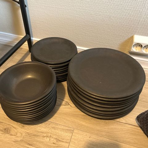 Servise fra Ikea