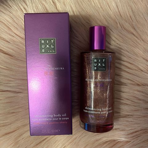 Rituals shimmering body oil