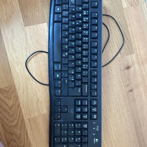 Eksternt tastatur gis bort