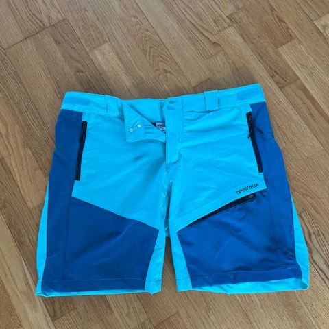 Turshorts fra Twentyfour, dame (str 44)