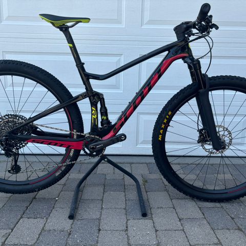 2019 Scott Spark RC 900 - Medium