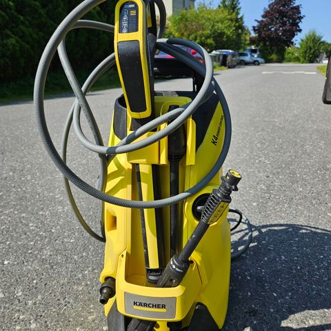 Karcher K4 høytrykkspyler- leies ut