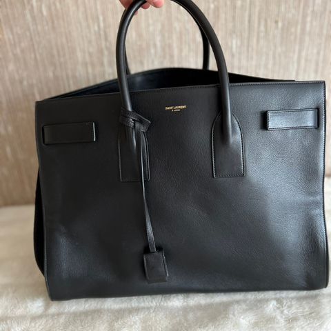 YSL Sac de Jour Maxi Smooth Leather Tote Bag