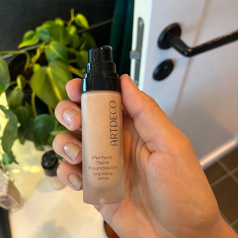 Artdeco perfect teint foundation