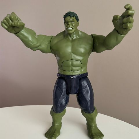 Hulken figur. Med lyd