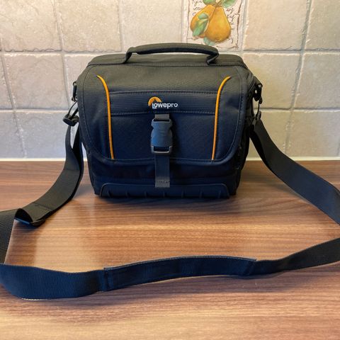 Fotobag | Lowepro Adventura SH 160 II | Solid | Smarte løsninger