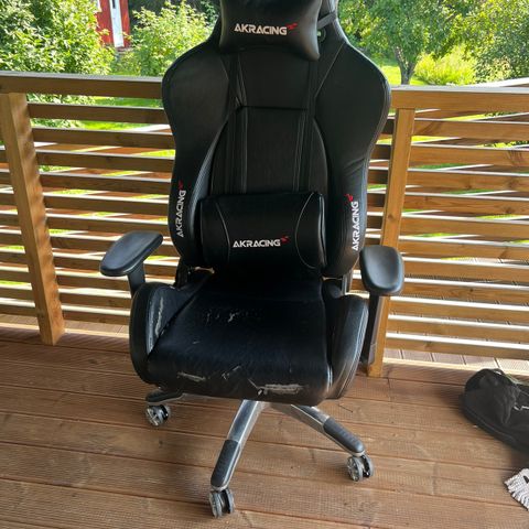 Godt brukt AKRACING Premium Black gaming stol
