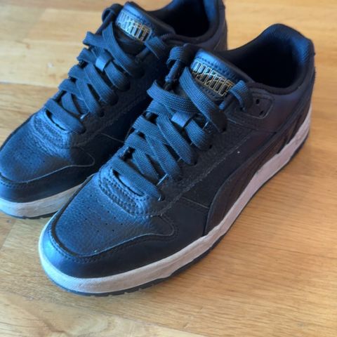 Puma sko str 36