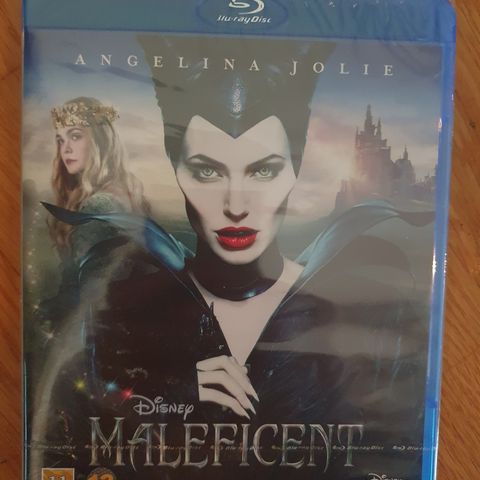 MALEFICENT. I PLAST