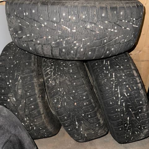 Nokian Hakkapeliitta 7 SUV XL 205/70R15 100T 4x samlet pris