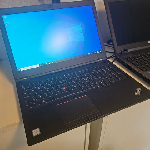Laptop Lenovo Thinkpad P52, i7-8850H 8th Gen, 48GB RAM, 512GB SSD, pent brukt