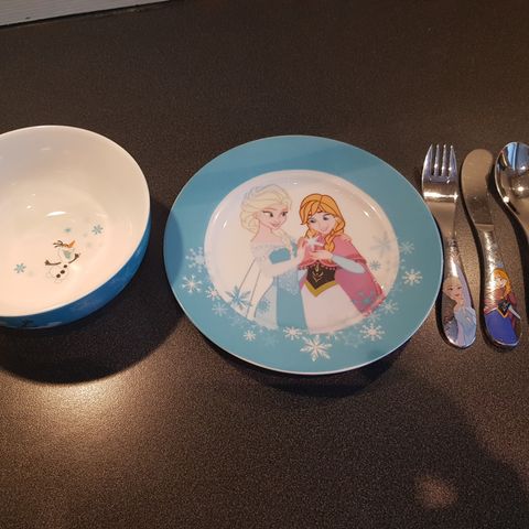 Disney frozen servise - Anna og Elsa