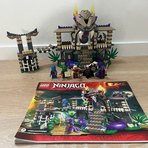 LEGO Ninjago 70749 Enter the Serpent