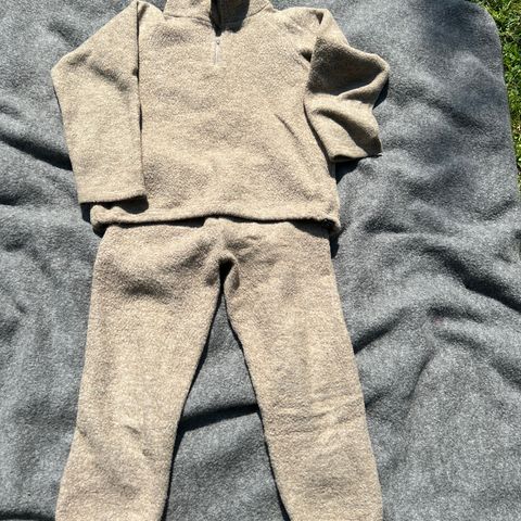 Nøstebarn ullfleese genser med glidelås og bukse str. 128 Lin-farget