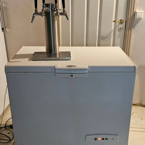 Kegerator / keezer / ølkjøleskap 258 liter