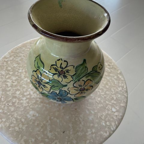 Vase kråkerøy keramikk