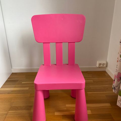 IKEA Mammut barnestol gir bort mot henting