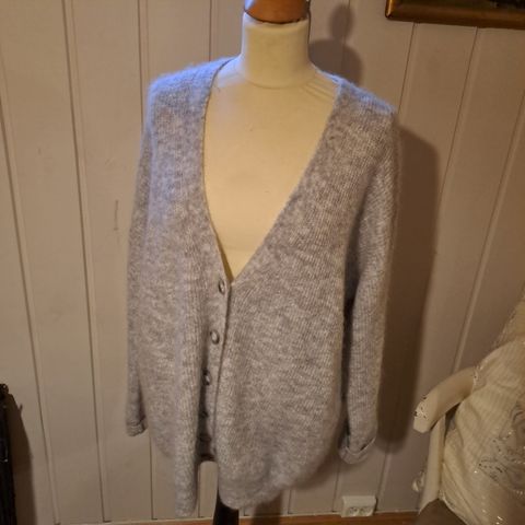 Second female cardigan