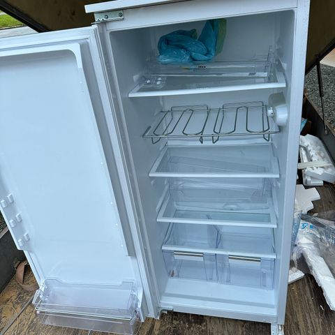 kjøleskap innbygning