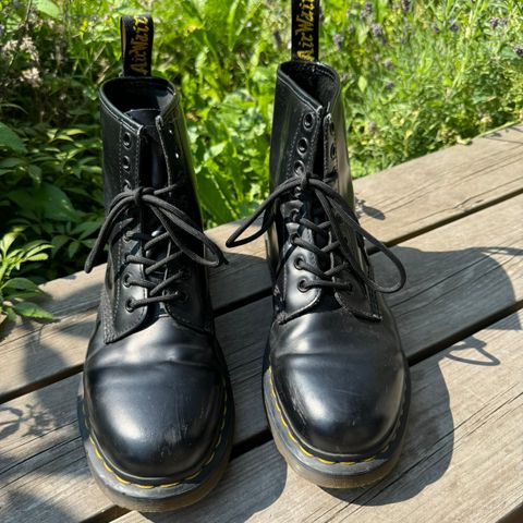 Dr Martens