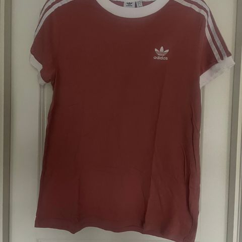 Rosa Adidas T-skjorte