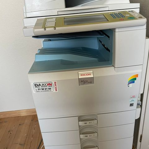 RICOH printer MPC 2051 gis bort.