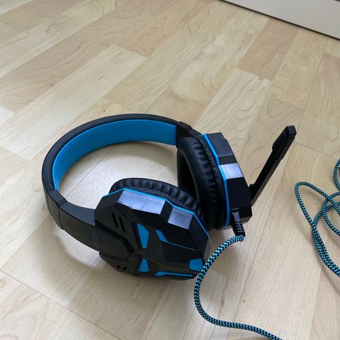 Dacota gaming headset