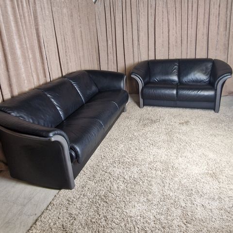 Ekornes Manhattan 3+2 sort