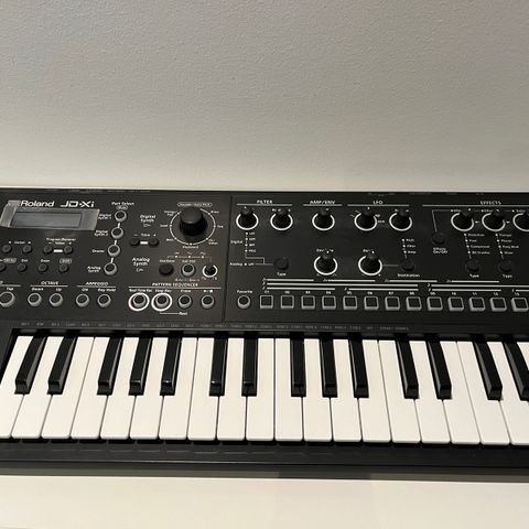 Roland JD-Xi